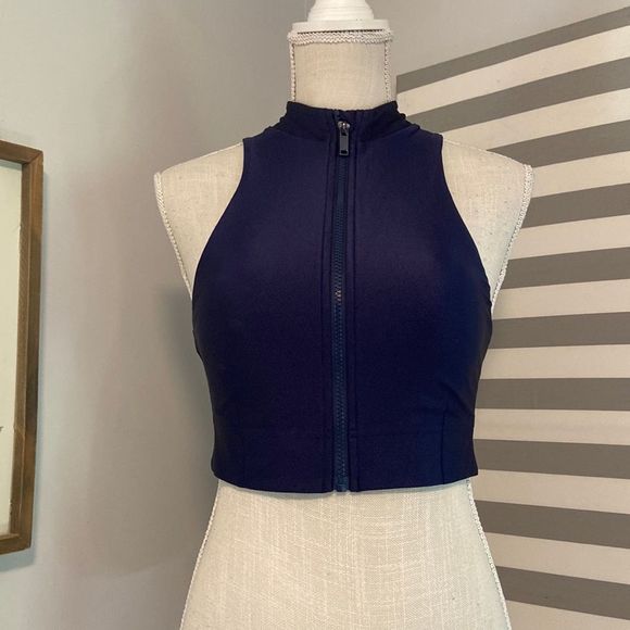 Fabletics Blue Shimmer Leilani Zip Front Built In Bra Tank Size Small NWT - Picture 1 of 10